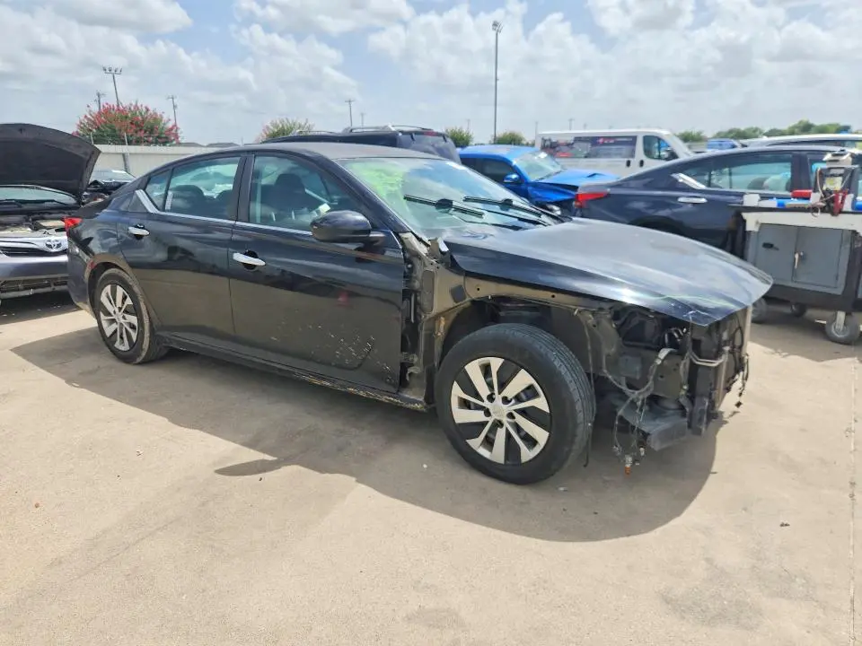 2020 NISSAN ALTIMA S  