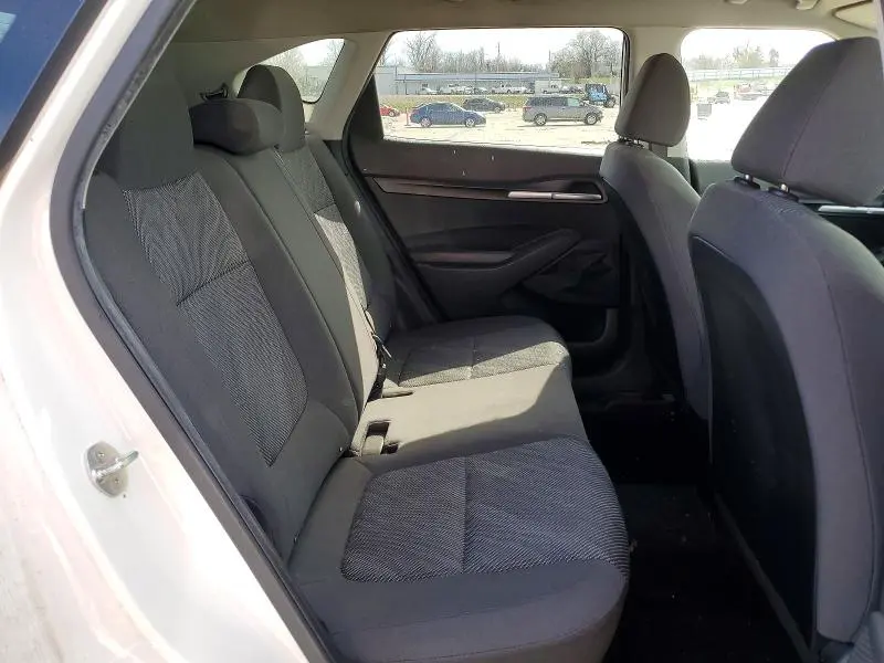 2021 KIA SELTOS LX  