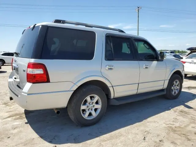 2010 FORD EXPEDITION XLT  