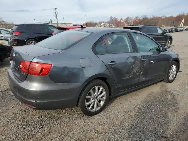2011 VOLKSWAGEN JETTA SE  