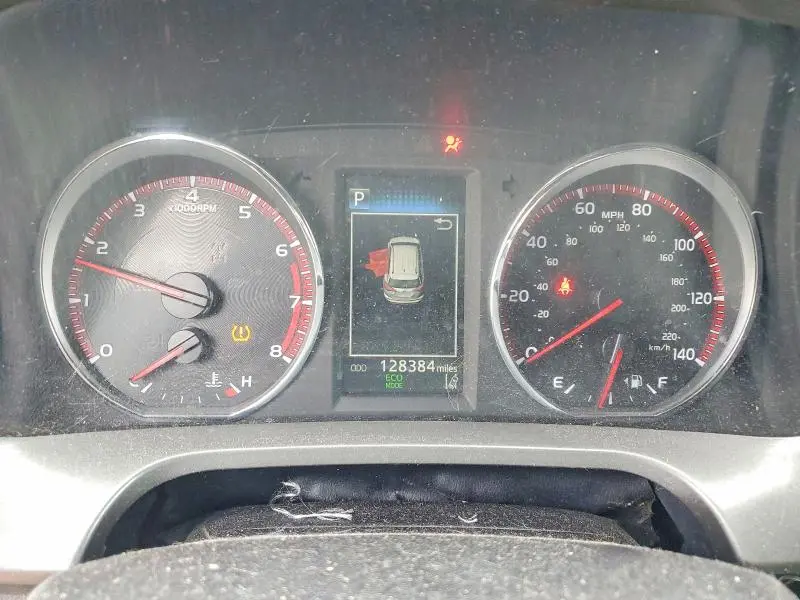 2017 TOYOTA RAV4 SE  