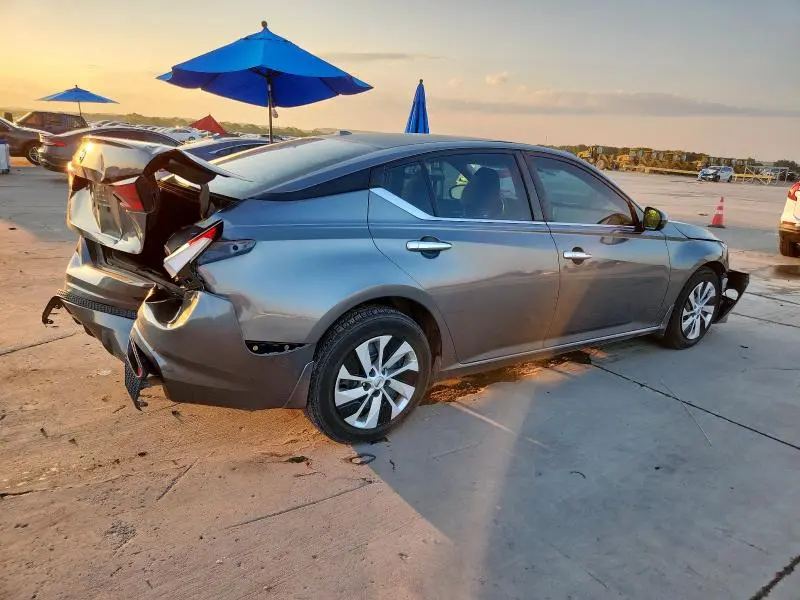 2019 NISSAN ALTIMA S  