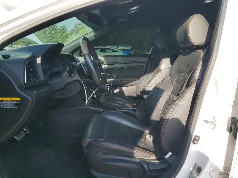2017 HYUNDAI ELANTRA SPORT  