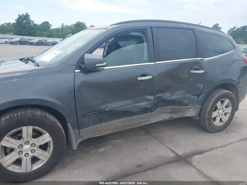2011 CHEVROLET TRAVERSE 1LT