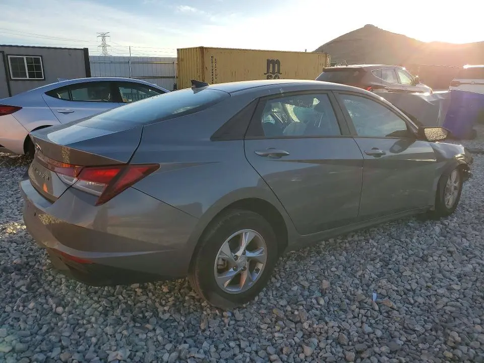 2021 HYUNDAI ELANTRA SE  
