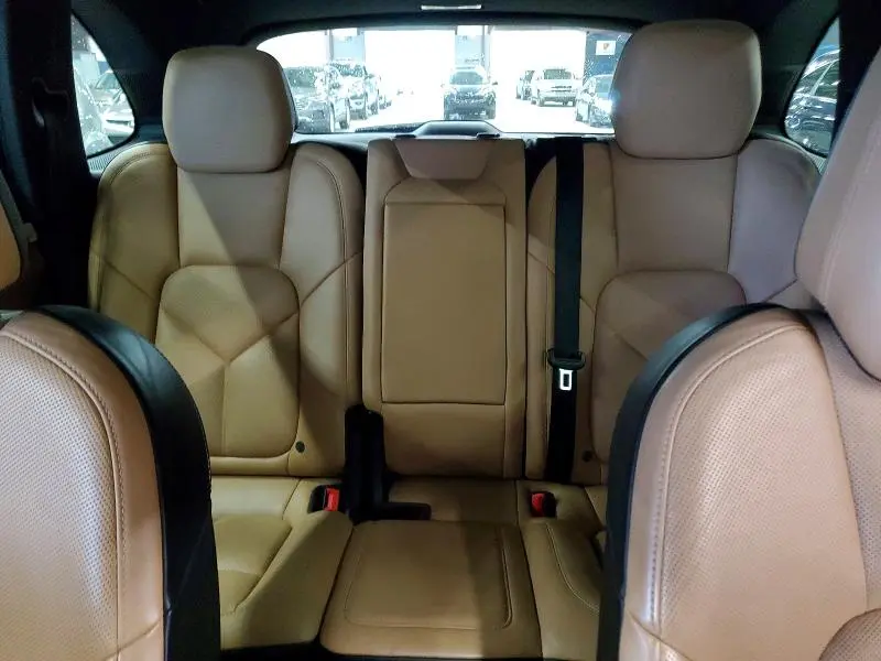 2015 PORSCHE CAYENNE S  