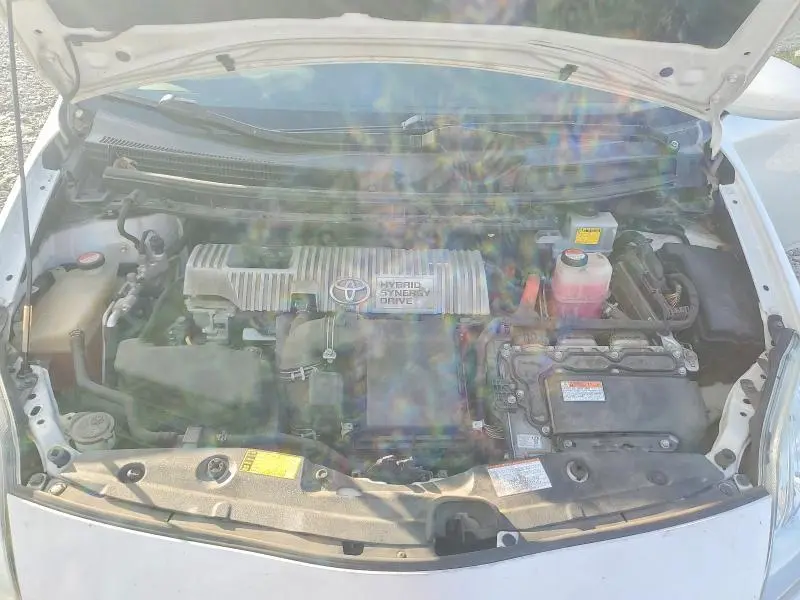 2015 TOYOTA PRIUS THREE  