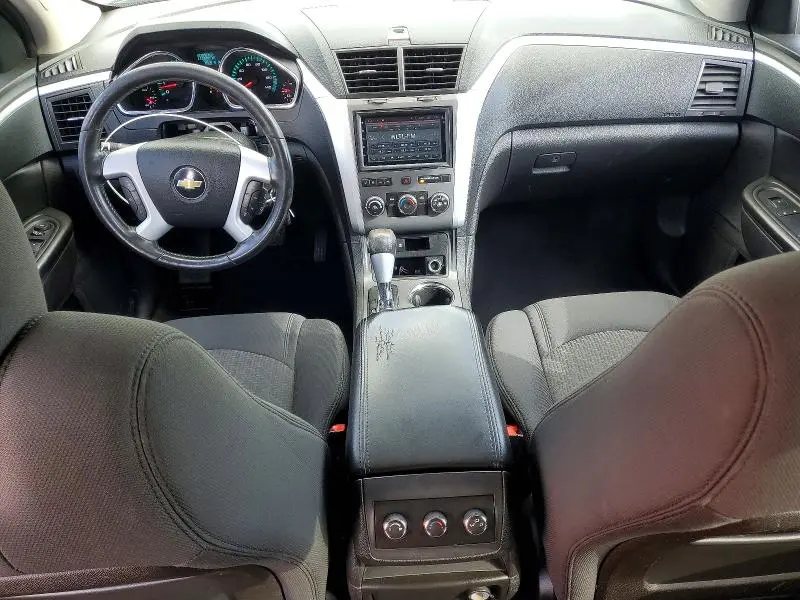 2011 CHEVROLET TRAVERSE LT  