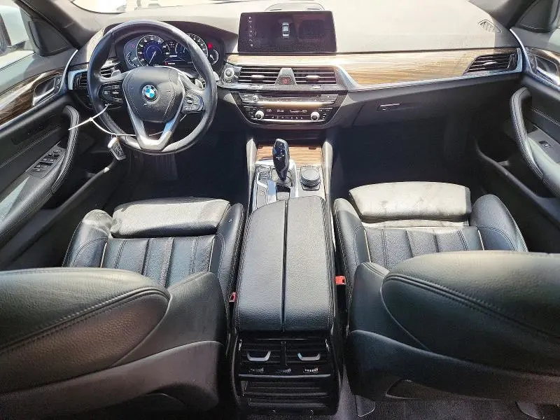 2018 BMW 530E   
