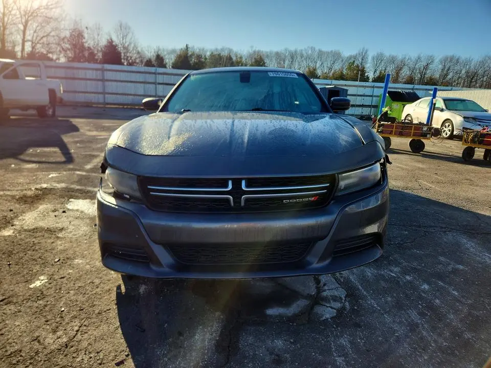 2015 DODGE CHARGER SE  
