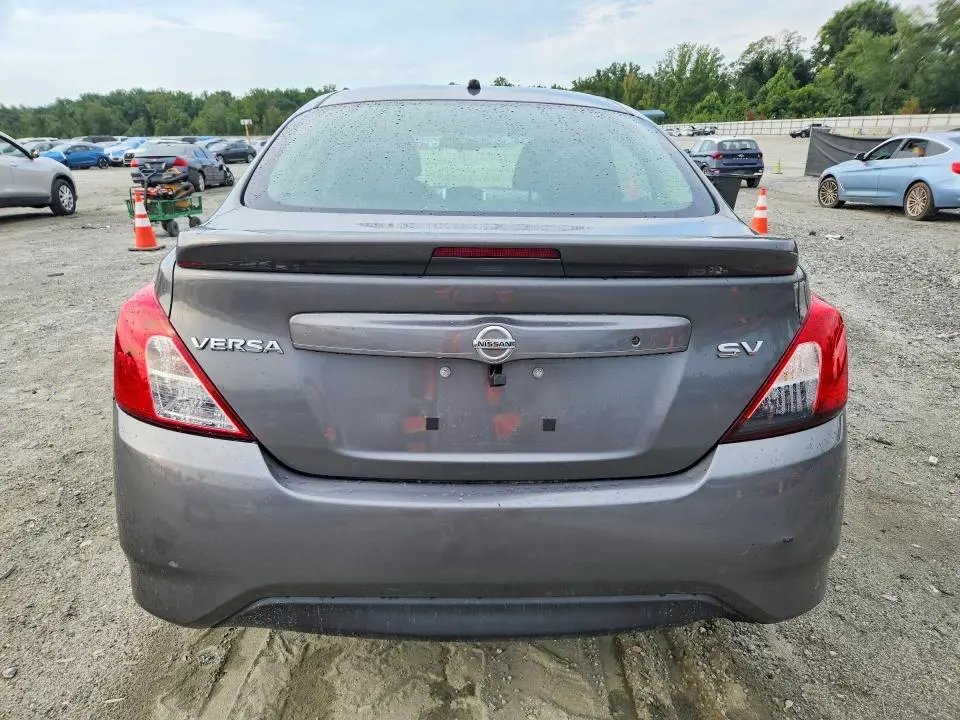 2016 NISSAN VERSA 1.6 SV  