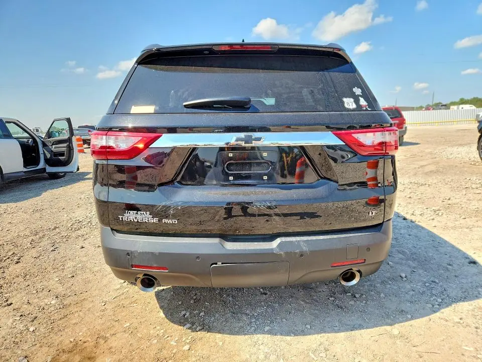 2018 CHEVROLET TRAVERSE LT  