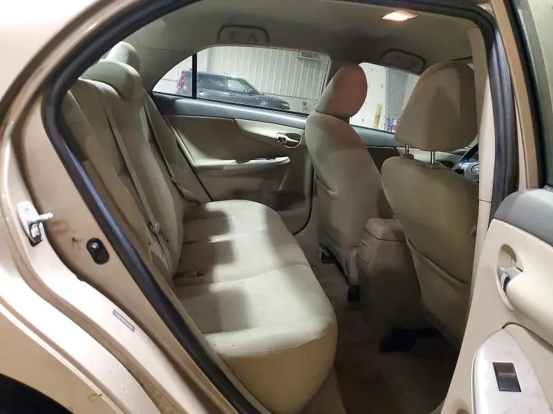 2010 TOYOTA COROLLA LE  