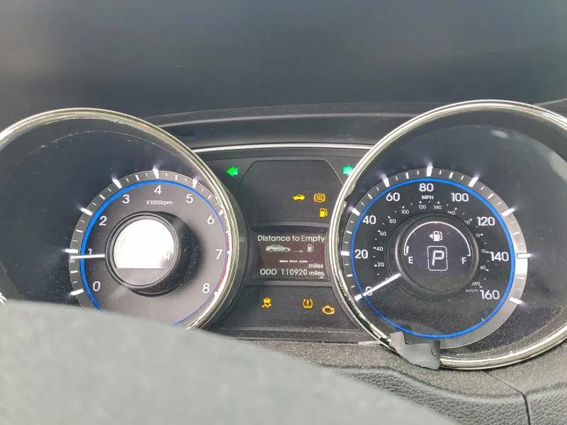 2013 HYUNDAI SONATA GLS  