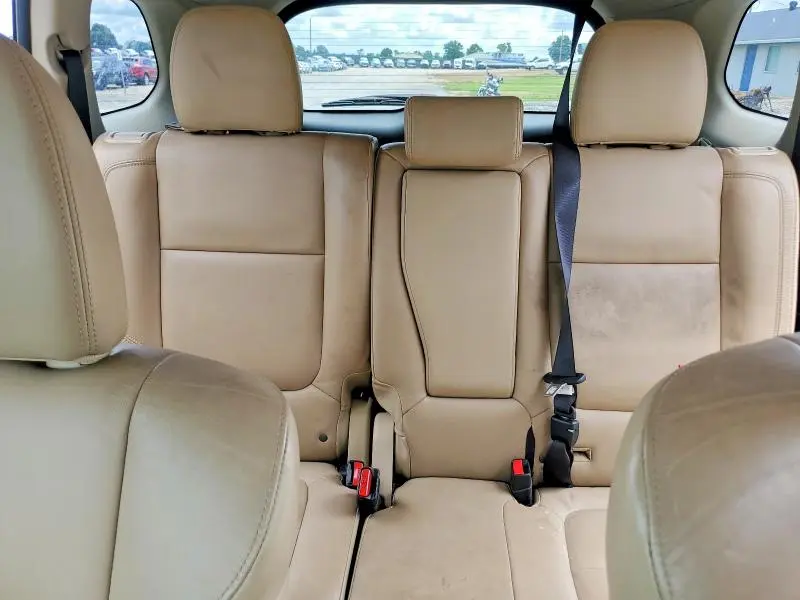 2019 MITSUBISHI OUTLANDER SE  