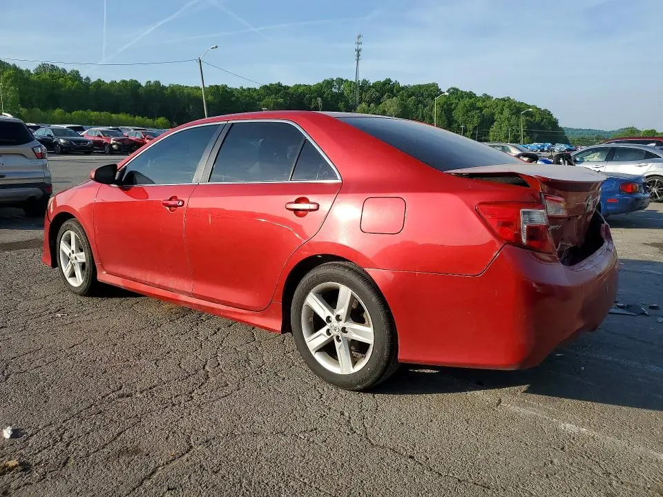 2012 TOYOTA CAMRY SE  