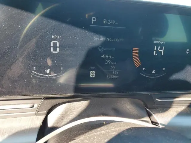 2024 HYUNDAI KONA SE  