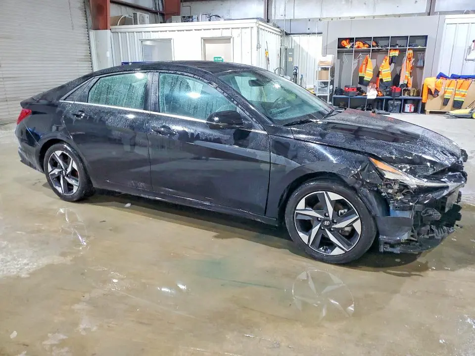 2023 HYUNDAI ELANTRA LIMITED  