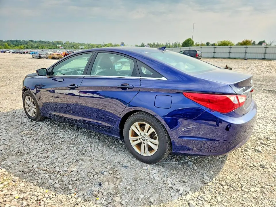 2013 HYUNDAI SONATA GLS  