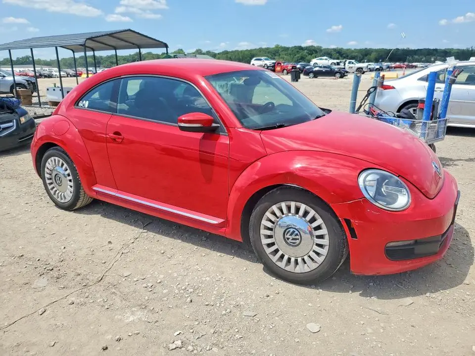 2013 VOLKSWAGEN BEETLE   