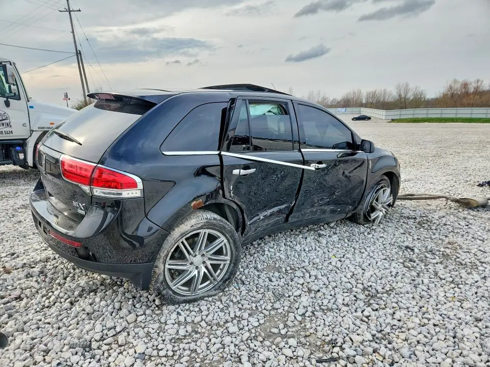 2011 LINCOLN MKX   