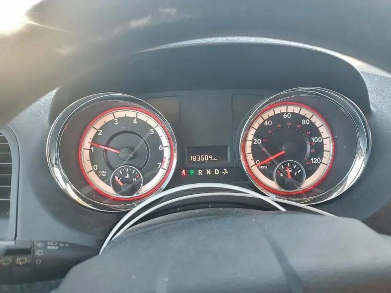 2014 DODGE GRAND CARAVAN SE  