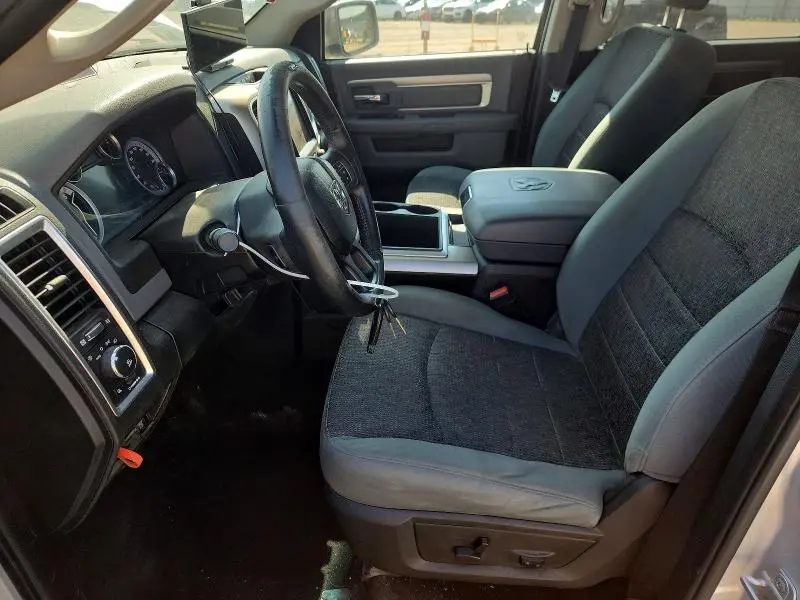 2014 RAM 1500 SLT  
