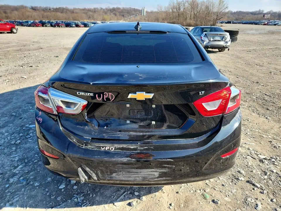 2016 CHEVROLET CRUZE LT  