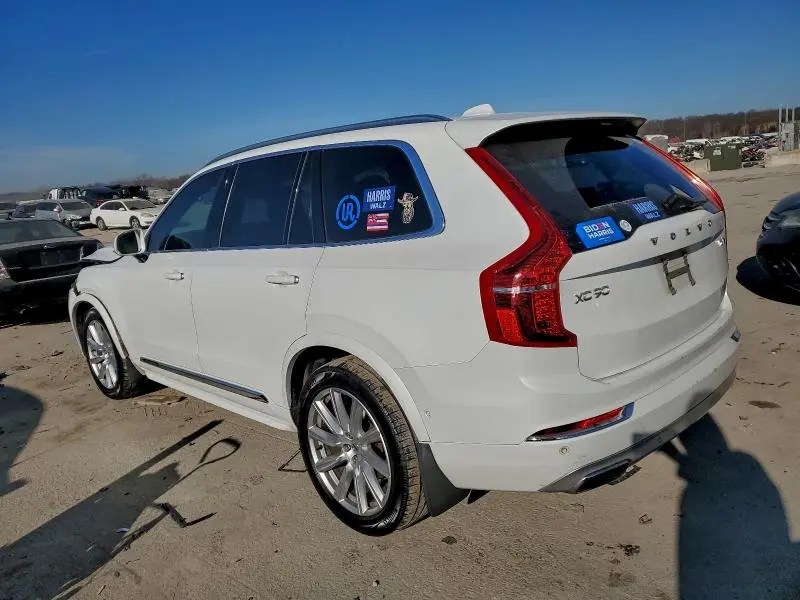 2016 VOLVO XC90 T6  