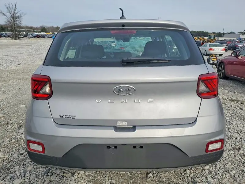2025 HYUNDAI VENUE SE  