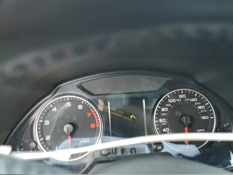 2010 AUDI Q5 PREMIUM PLUS  