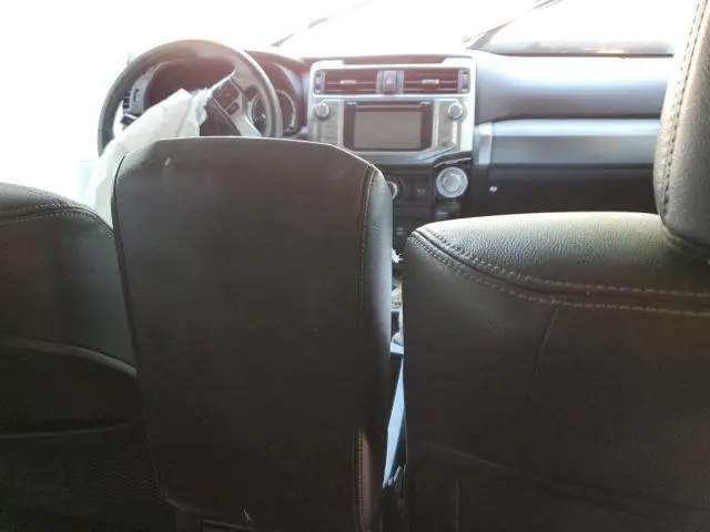 2018 TOYOTA 4RUNNER SR5  