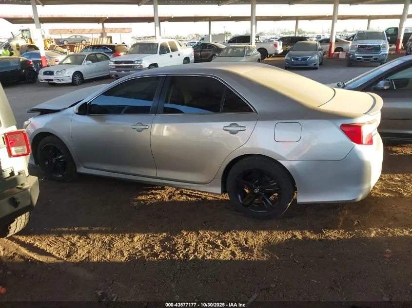 2013 TOYOTA CAMRY SE