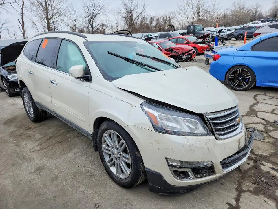 2015 CHEVROLET TRAVERSE LT  