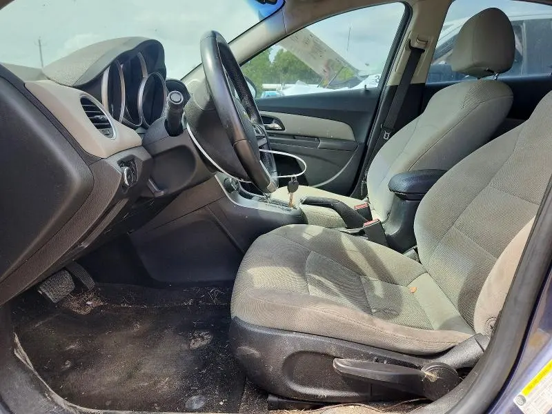 2013 CHEVROLET CRUZE LT  