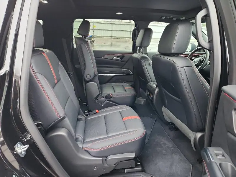 2025 CHEVROLET TRAVERSE RS  