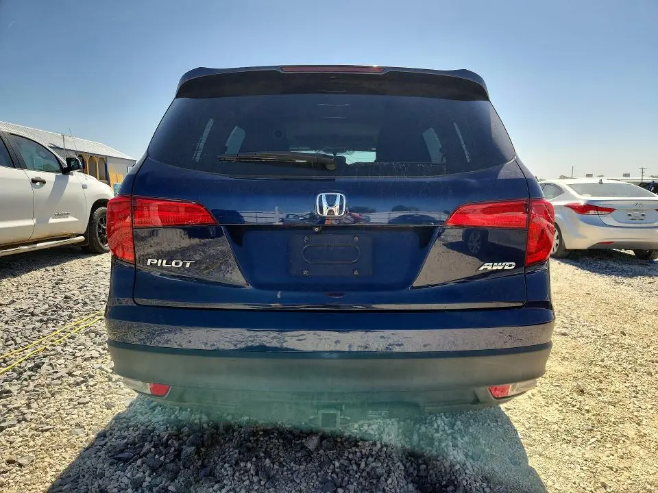 2017 HONDA PILOT EXLN  