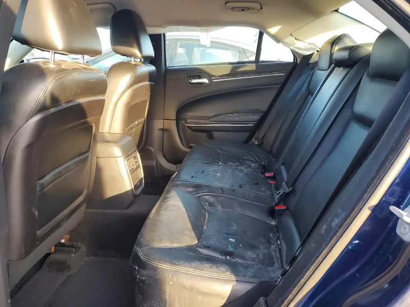 2016 CHRYSLER 300 LIMITED  