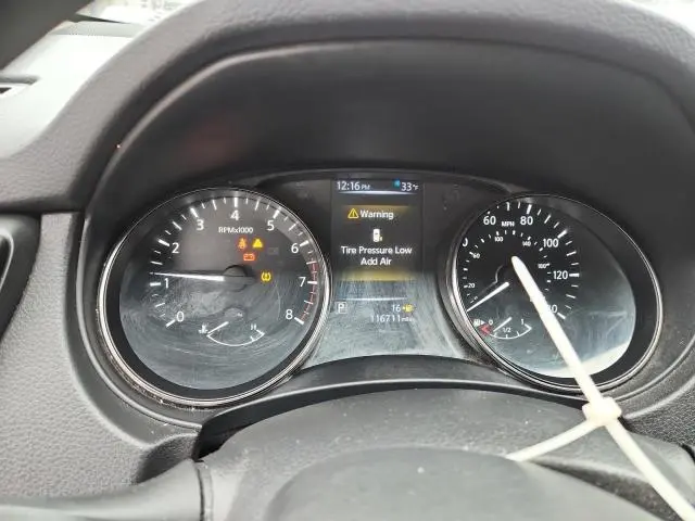 2017 NISSAN ROGUE SPORT S  