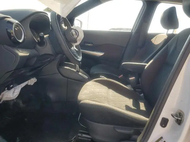 2019 NISSAN KICKS S  