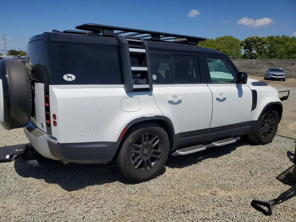 2023 LAND ROVER DEFENDER 130 SE  