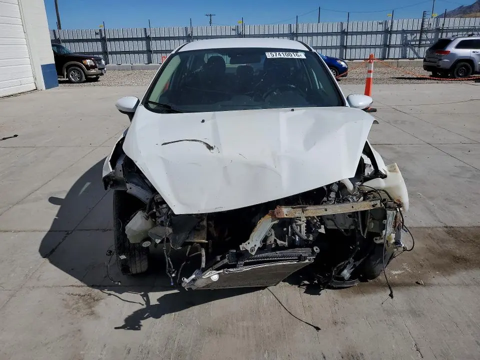 2014 FORD FIESTA SE  