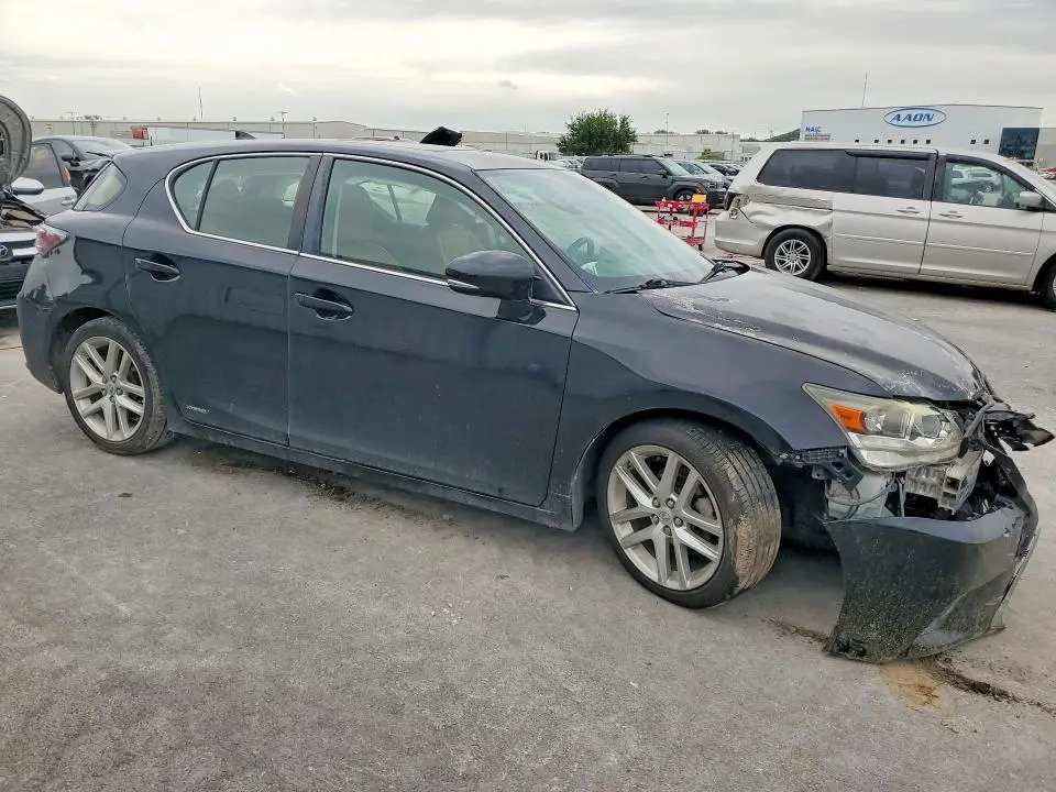 2015 LEXUS CT 200  