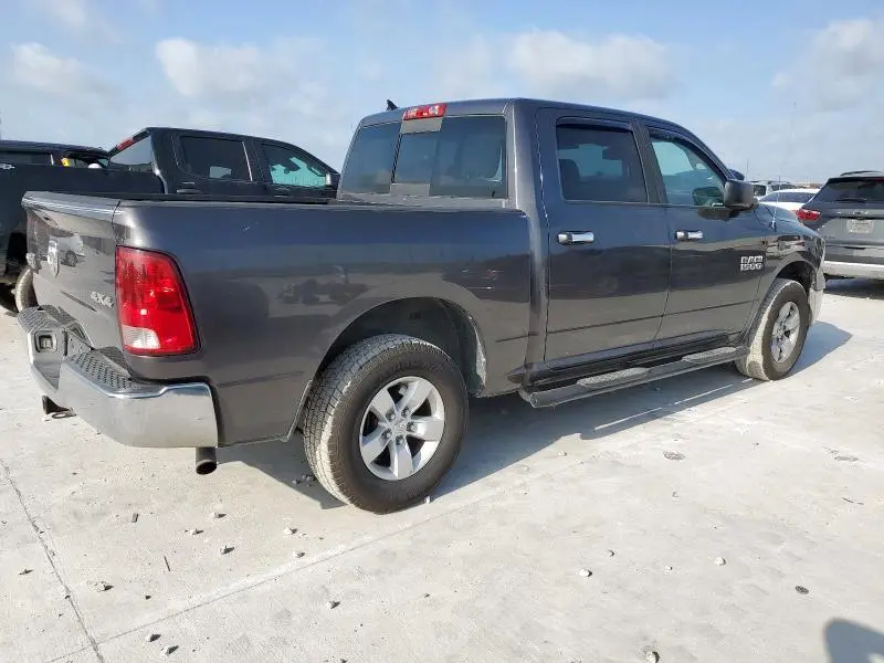 2014 RAM 1500 SLT  