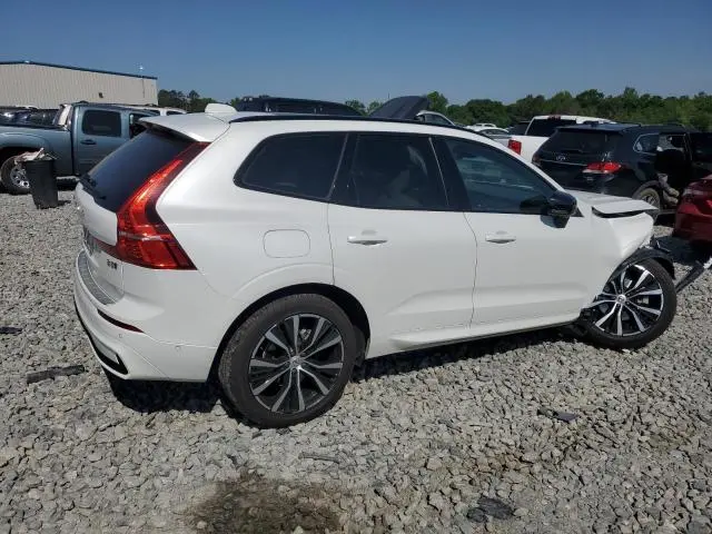 2024 VOLVO XC60 PLUS  