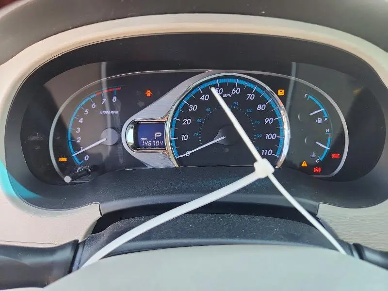 2011 TOYOTA SIENNA LIMITED 7-PASSENGER  