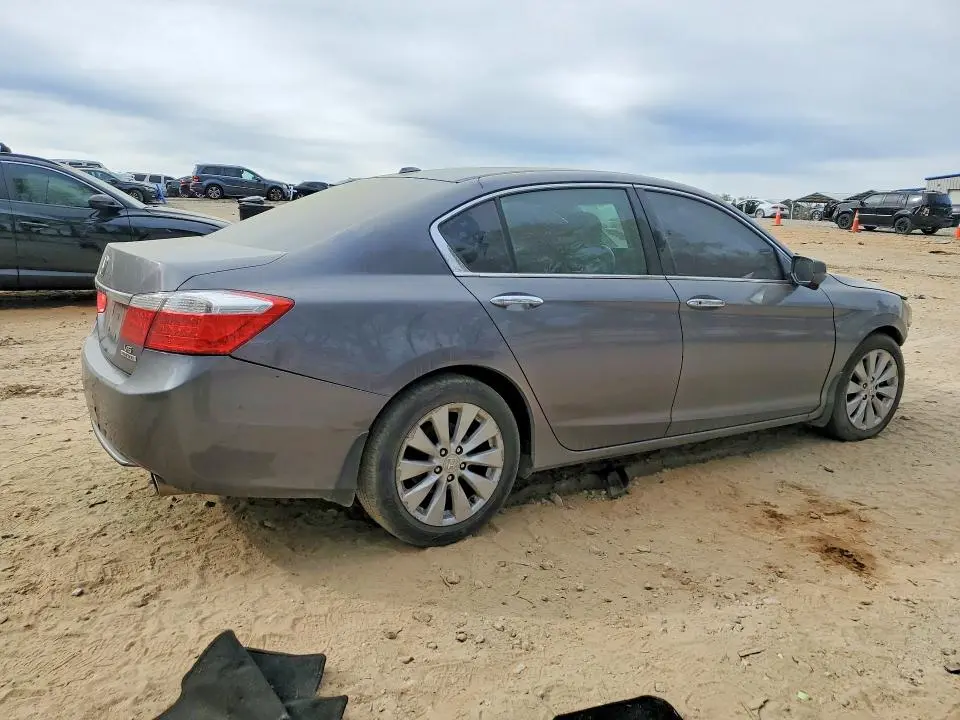 2015 HONDA ACCORD TOURING  