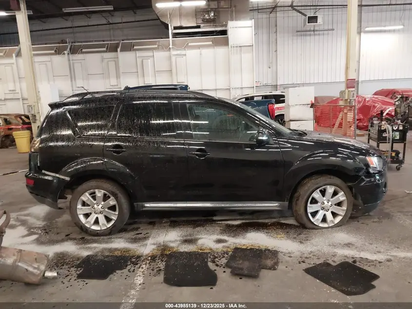 2012 MITSUBISHI OUTLANDER SE