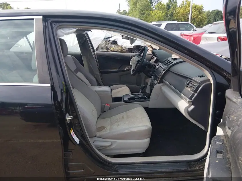 2014 TOYOTA CAMRY L