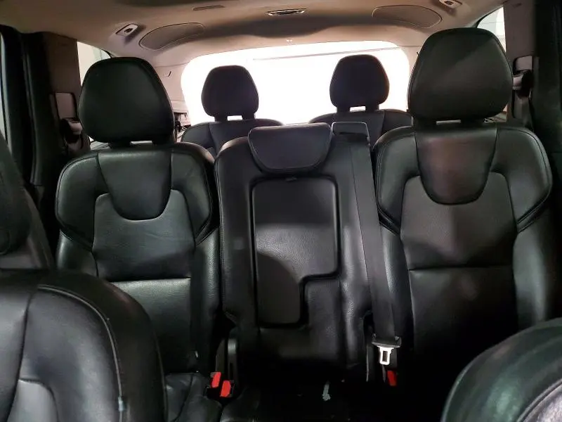 2018 VOLVO XC90 T6  